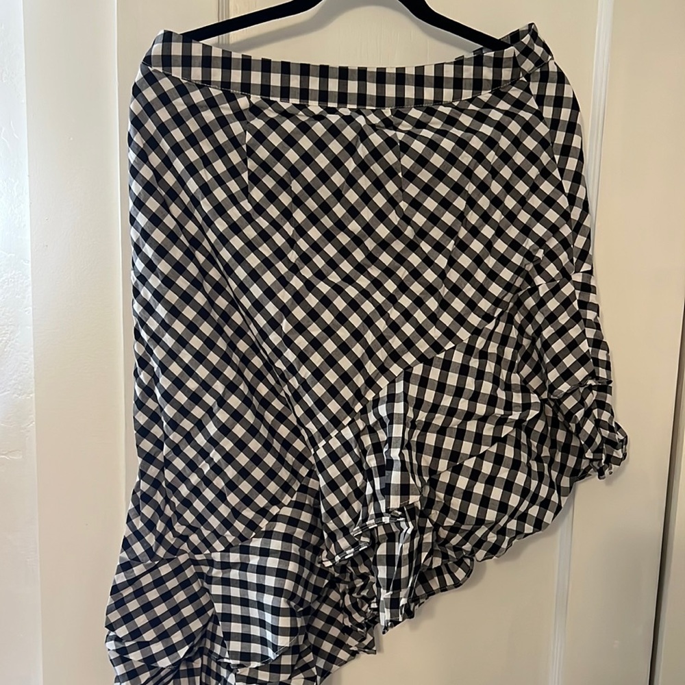 Zip up skirt